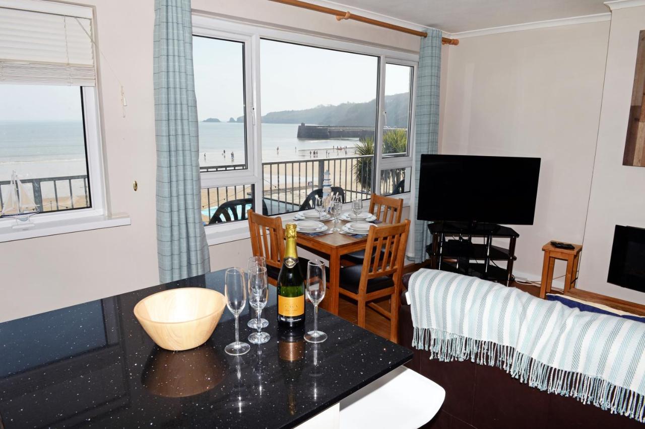 Mermaid Apartment - Sea Front Apartment With Views Saundersfoot Buitenkant foto