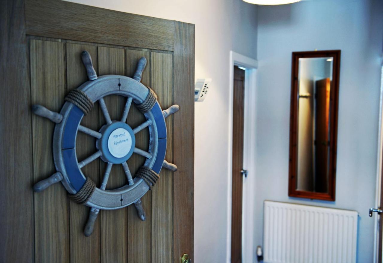 Mermaid Apartment - Sea Front Apartment With Views Saundersfoot Buitenkant foto
